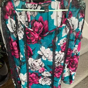 Floral Lace Women's Top from White House/Black Market, just like new.